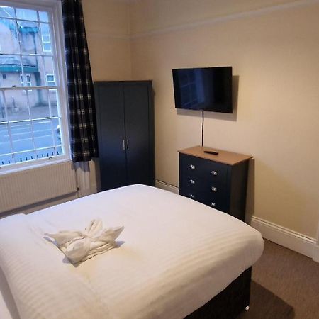 Self Check In Rooms Central Wakefield Exterior foto