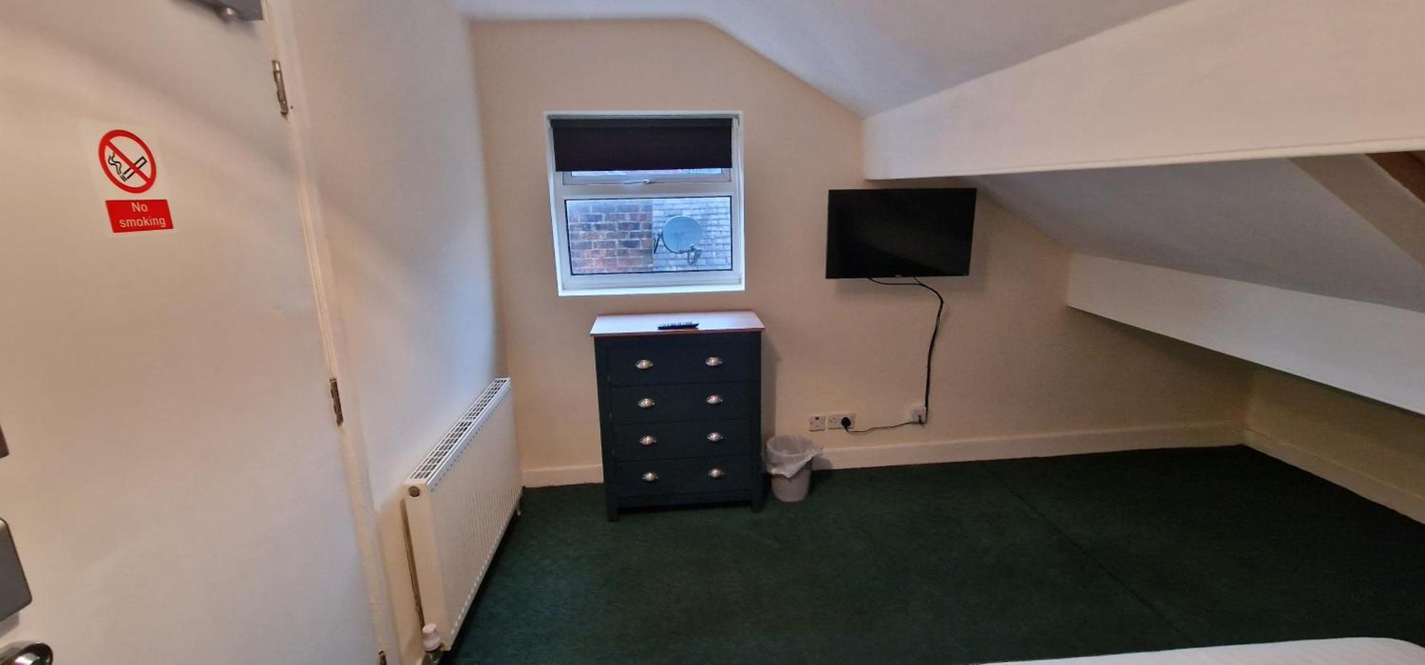 Self Check In Rooms Central Wakefield Exterior foto